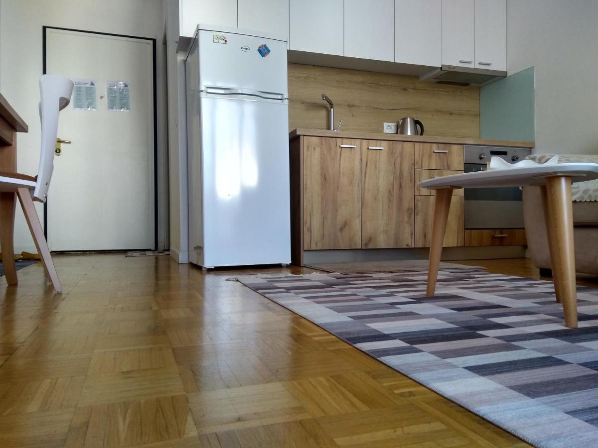 Center Cute And Comfy - Ajia Apartment Tirana
